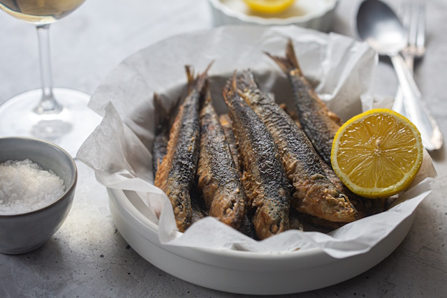 Pri ribah se kljub toplotni obdelavi ohrani dovolj omega-3 maščobnih kislin. Priporočljive pa so nežnejše tehnike, kot je soparjenje.